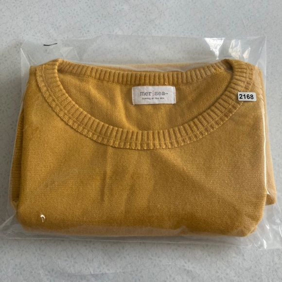 Mersea Women’s boxy one size sweater - Picture 8 of 8